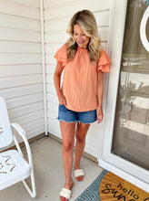Load image into Gallery viewer, Hannah Textured Top // Peach
