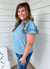 Load image into Gallery viewer, Hannah Textured Top // Light Blue
