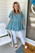 Load image into Gallery viewer, Josie Floral Top
