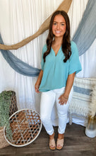 Load image into Gallery viewer, Rylee Top // Light Teal
